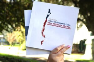 Con visitas de personeros políticos se inicia campaña plebiscitaria en Magallanes