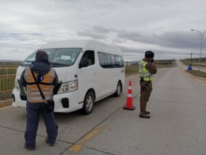 Carabineros realizó fiscalización en ruta a Laguna Blanca