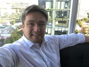 Magallánico asume como director de comunicaciones de Fintech líder en LATAM