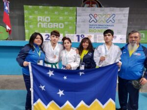 Judo y natación dan las primeras medallas a Magallanes en los Juegos Binacionales de La Araucanía 2023