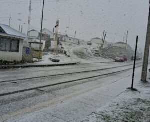 La nieve sorprendió en el Paso Fronterizo Dorotea