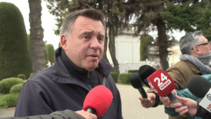 Alcalde Radonich recorrió cementerio: “Queremos que encuentren un lugar lindo”