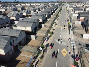 Cifras del déficit habitacional dividen al oficialismo y Cámara Chilena de la Construcción