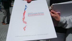 Encuesta Cadem revela que la opción A favor aumentó 6 puntos