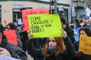 Docentes y paradocentes de Punta Arenas en alerta
