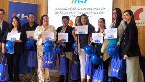 Cámara de la Construcción homenajeó a ocho mujeres magallánicas