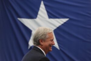 Kast apunta al Gobierno por plebiscito