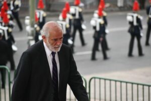 Oposición presentaría acusación constitucional contra Montes después de Plebiscito
