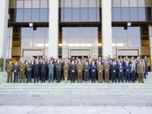 Carabineros reciben capacitación antisecuestro por delegación italiana
