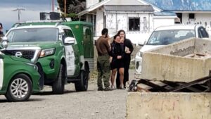 Encuentran fallecido a un hombre de 23 años en sitio eriazo e investigan homicidio