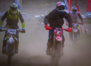 Pilotos aceleraron a fondo y mostraron su calidad en la tercera versión de las  “3 horas de Los Caiquenes”