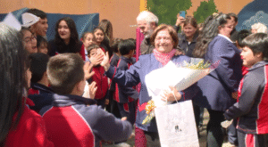 Colegio Cruz del Sur despidió ayer a destacada educadora Nora Hernández