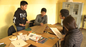 90 estudiantes cierran el año con campamento de Inglés