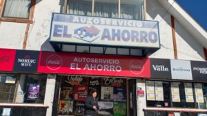 Negocios de barrio sacan cuentas alegres por feriado navideño
