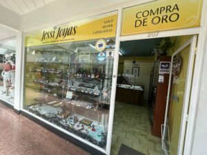 Hurto en “Jessi Joyas” en Galería Gran Palace