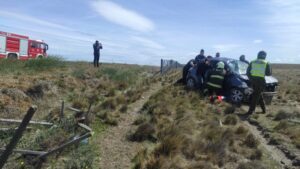 Auto argentino se volcó en Tierra del Fuego: hubo cuatro lesionados