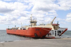 Hombre de 66 años perdió la vida al interior de ferry Yaghan