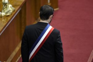Cadem: Boric termina 2023 con aprobación promedio de 31%