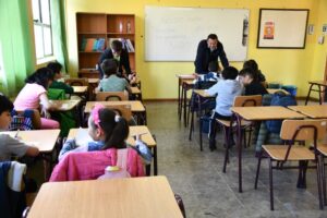 Con alta asistencia de niños  se inició el programa Centro de Cuidadores de Temporada