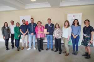 Municipalidad de Punta Arenas recibió el Sello de Comuna Energética