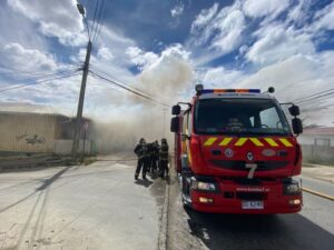 Incendio afectó a vivienda en Punta Arenas