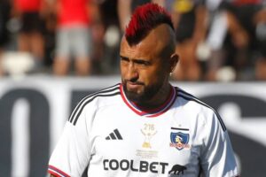 Arturo Vidal se indigna con la oferta de Colo-Colo: “Quedaba por detrás de Darío Lezcano”
