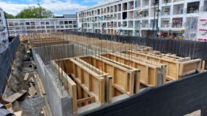 Avanza la construcción de nichos en el Cementerio Municipal