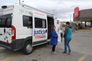 Atenciones veraniegas de “Justicia+Cerca” continúan hoy en el Unimarc Sur