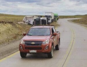 Camión argentino volcó en Ruta CH-257