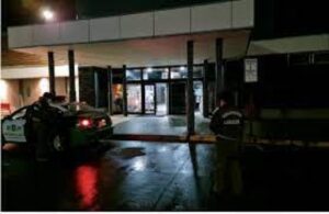 Robo e insultos a Carabineros marcaron la jornada dominical en tribunales
