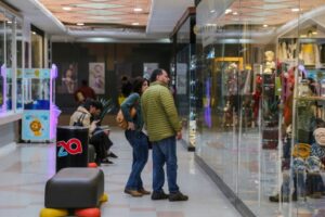 Índice de actividad del comercio disminuyó 0,8% interanualmente en noviembre de 2023