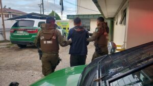 Joven que apuñaló a hombre en Plaza de Armas pasará a control de detención hoy
