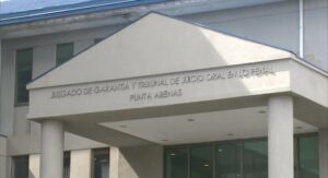 Abuelo es formalizado por violar reiteradamente a dos de sus nietas
