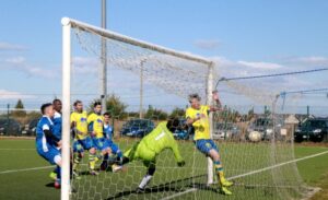 Partidos en serie reserva contempla la jornada sabatina en el fútbol de la Asociación Barrio Sur
