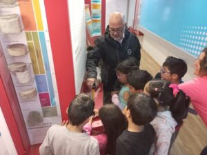 ENAP promueve el conocimiento energético en niños de Punta Arenas