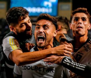 Colo-Colo debutó en Copa Libertadores imponiéndose por la mínima en Mendoza