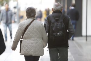¿Pueden las empresas prohibir los romances en la oficina?