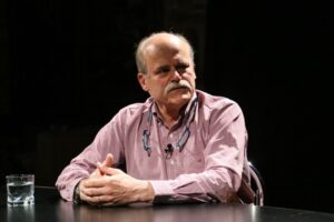 Diputado Matheson apoya ingreso de más actores  al mercado de las isapres