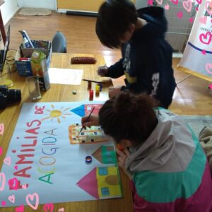 Programa de Fundación Esperanza busca constantemente familias de acogida en la región