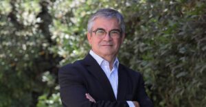 Mario Marcel desestima críticas por alza de  empleados públicos y apunta a municipios