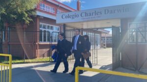 Ingresan a robar al Colegio Charles Darwin de Punta Arenas