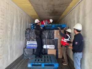 Desbaratan contrabando de 151 mil cajetillas de cigarrillos con destino a Puerto Montt