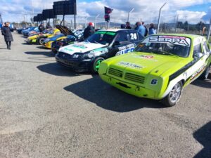 Con gran éxito se desarrolló muestra vehicular solidaria