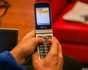 Entel efectuará hoy cambio de celulares 2G en Porvenir