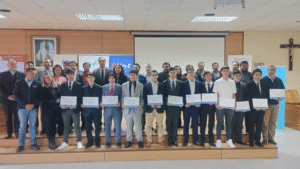 Trece estudiantes se certificaron como instaladores eléctricos