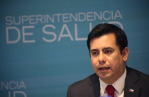 Exsuperintendente y la mutualización: “El Gobierno no quiere asumir el costo político”