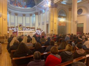 Católicos vivieron promesas sacerdotales en la Catedral