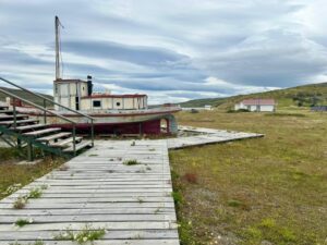 Conaf y Municipio de Río Verde firmaron convenio para arborización de Isla Riesco