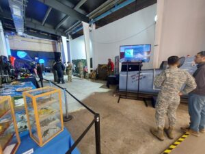 FACh se acerca a la comunidad con exposición abierta en Zona Franca