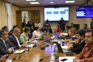 Ejecutivo ingresará indicaciones a ley corta en un clima del Congreso poco auspicioso